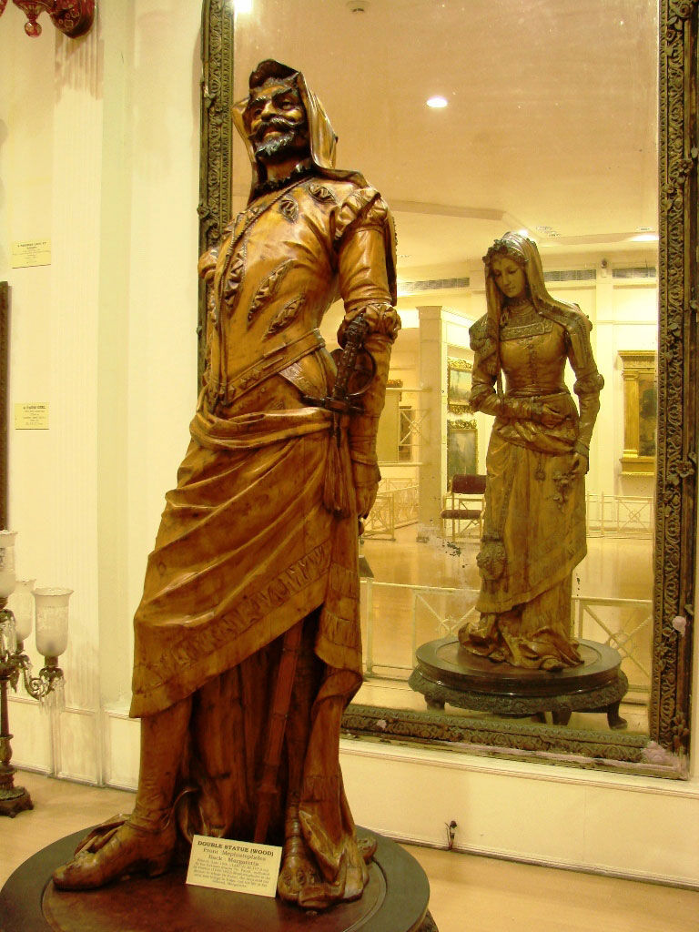 Photo of Hyderabad's Emporium 37/37 by Babloo kandala