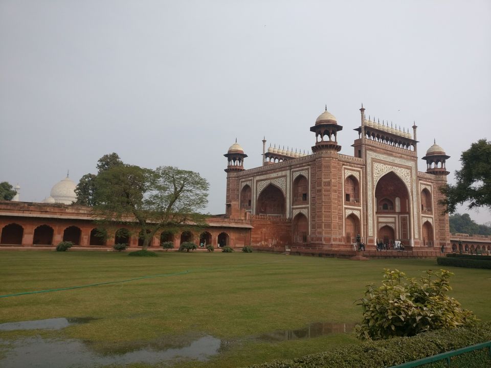 Photo of Taj Mahal, Dharmapuri, Tajganj, Agra, Uttar Pradesh, India by Pallavi Varun