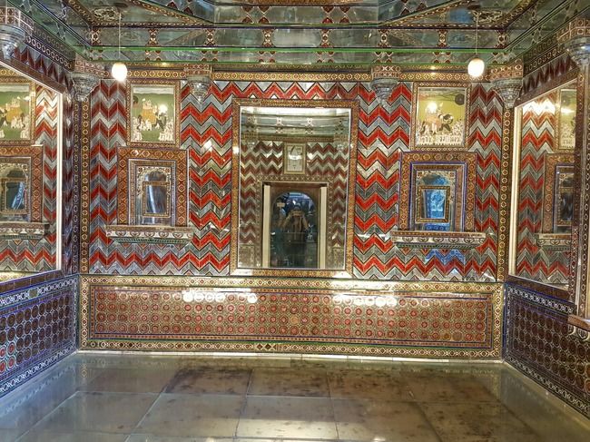 Photo of City Palace, Udaipur, Rajasthan, India by Khilna Haria
