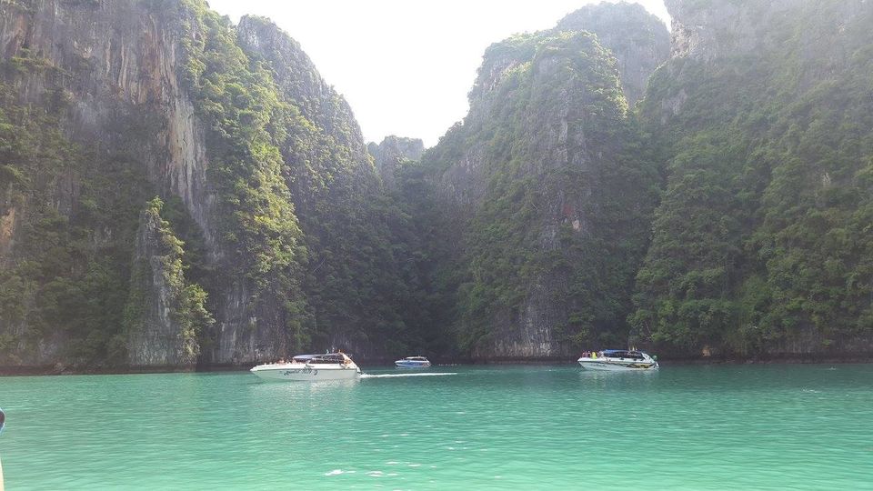 Photo of Unseen Thailand 8/15 by Amit