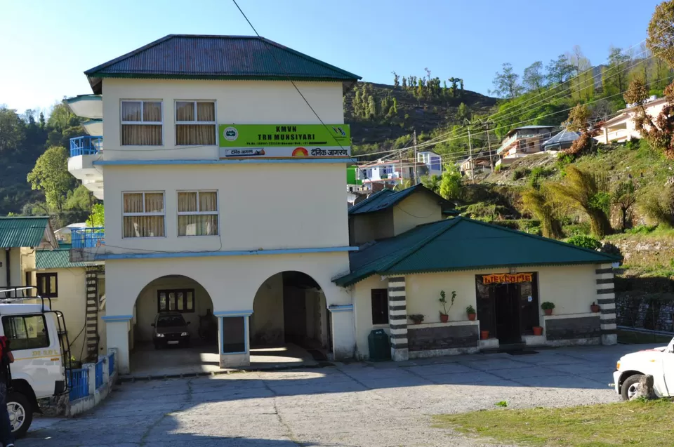 Photo of Munsiyari, distt. Pithoragarh by Rajendra Makharia