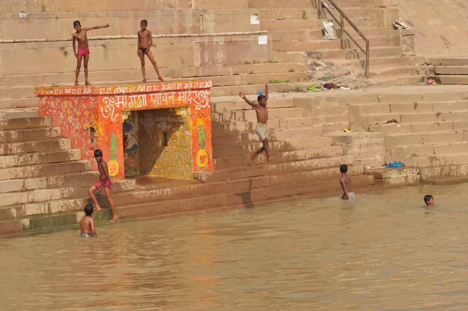 Photo of Varanasi by Rajendra Makharia