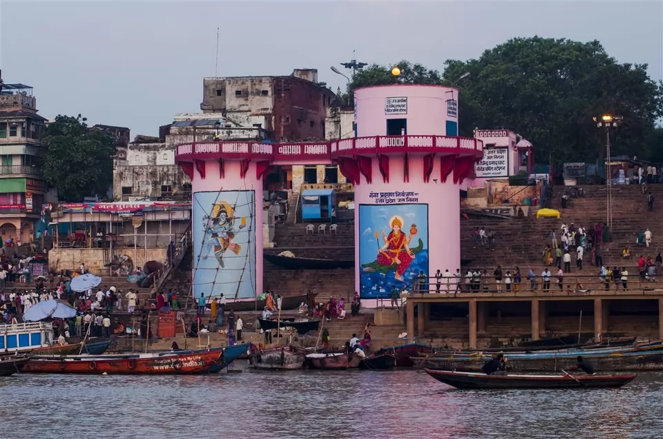 Photo of Varanasi by Rajendra Makharia