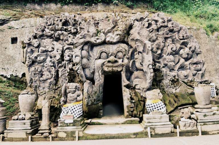 Photo of The Bali Verses 16/24 by Apoorva Anubhuti