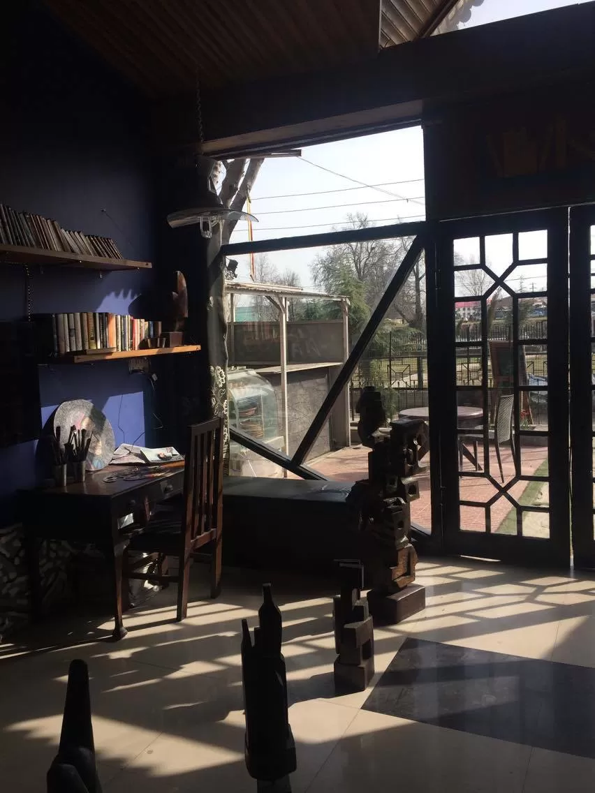 Photo of Goodfellas: Food, Art, Entertainment., Residency Road, Srinagar by Syed Jazib Ali