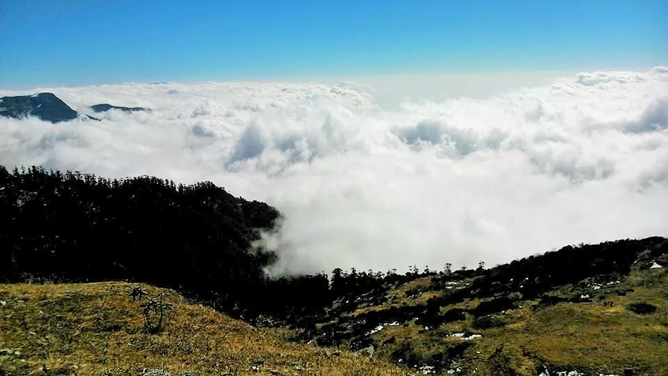 Photo of Thambi View Point, Dhupidara, East Sikkim, East Sikkim, Sikkim 737131, India by Paushali Majumder