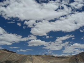 Photo of Ladakh: India's Crown Jewel 2/3 by Vaishnavi Rathore