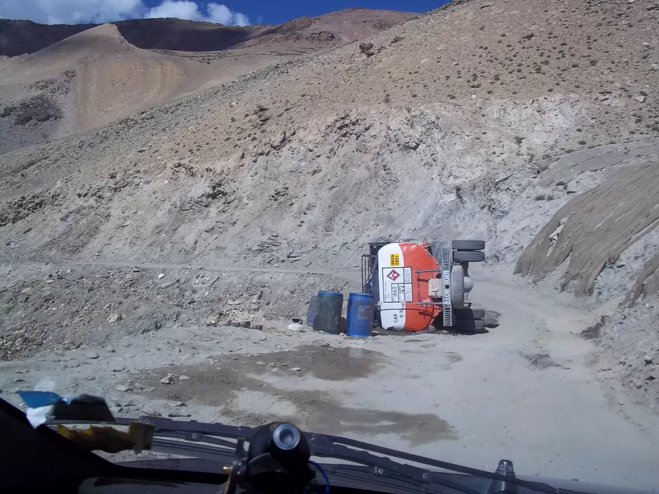 Photo of Landslide manali-leh Highway by Arun