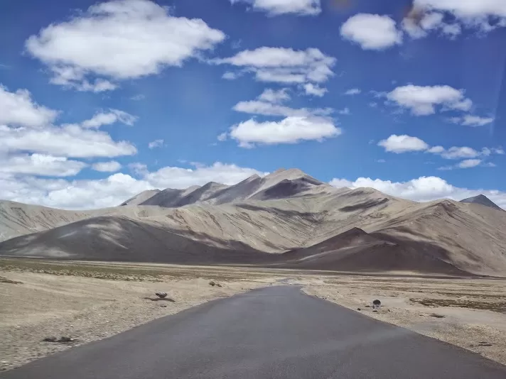 Photo of Leh Manali Highway, Leh Manali Hwy, Tibetan Colony, Manali, Himachal Pradesh, India by Arun