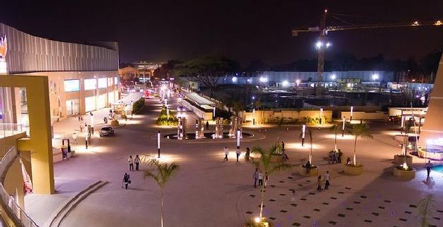 Photo of Shopping Malls in Bangalore 2/6 by Kanika Mehta
