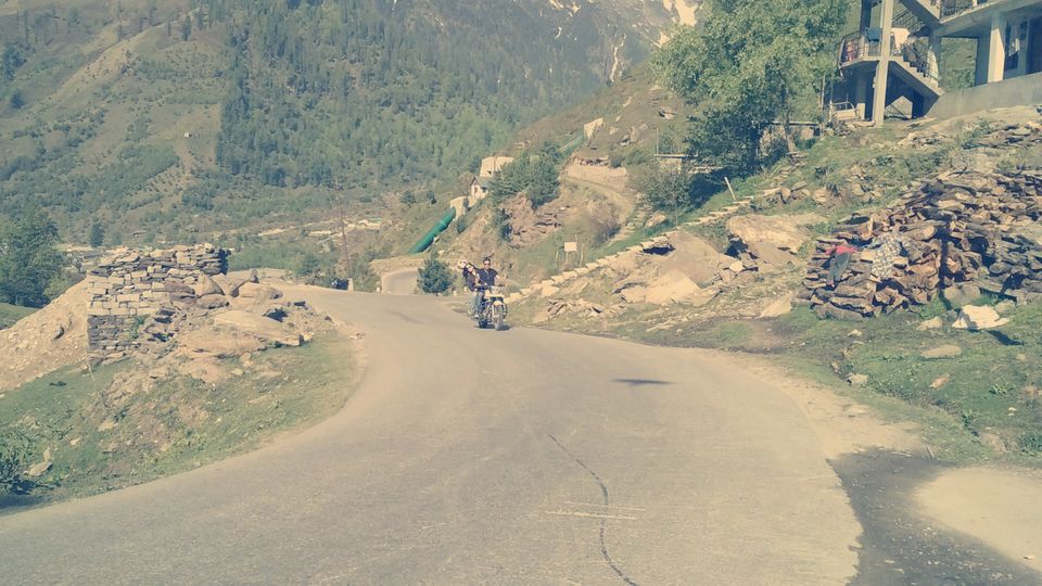 Photo of Exploring Manali to Gulaba on Bike! 13/21 by Abhinav Raj