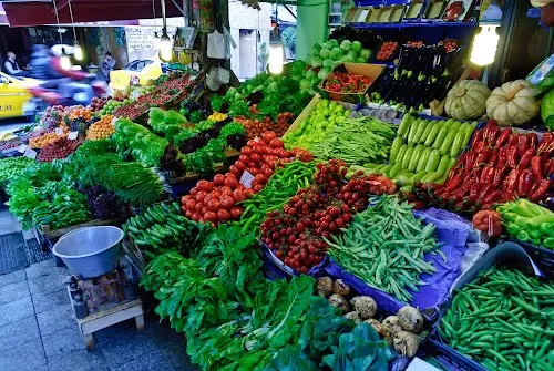 Photo of İstiklal Avenue, Istanbul, Turkey by Erol Utgun