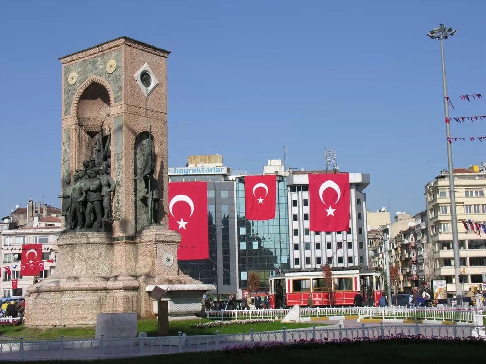 Photo of Taksim Square, Istanbul, Turkey by Erol Utgun