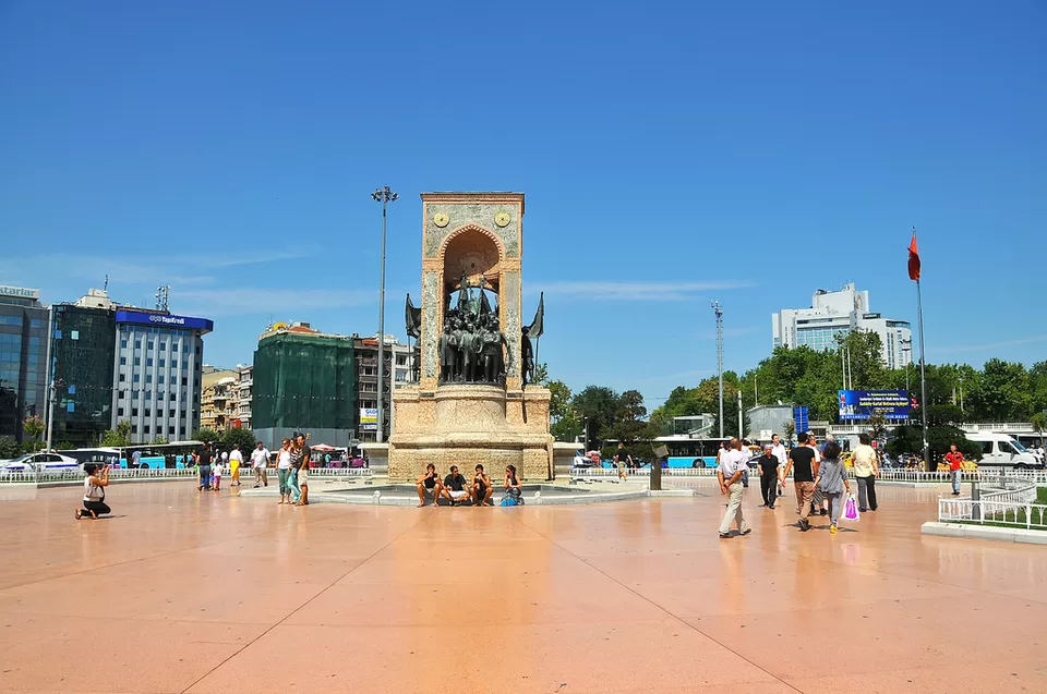 Photo of Taksim Square, Istanbul, Turkey by Erol Utgun