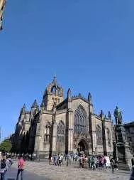 Photo of Edinburgh, United Kingdom by Radhika Newar