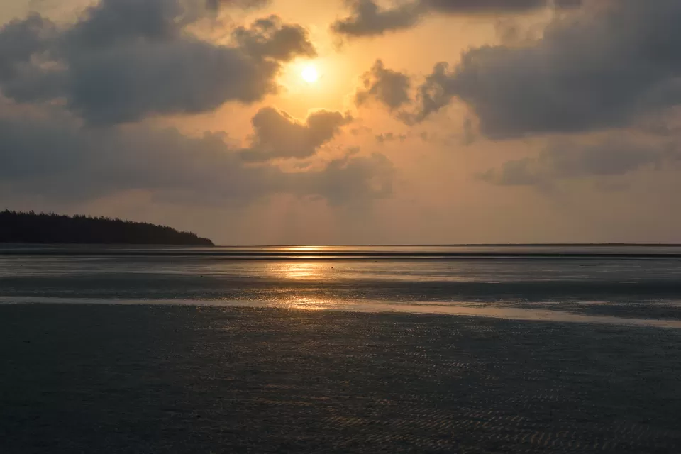 Photo of BAKKHALI SEA BEACH, West Bengal, India by gouri basak