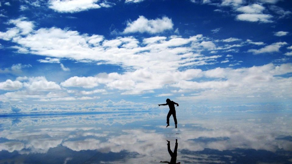Photo of Salar de Uyuni, Bolivia by Ria Pariksha