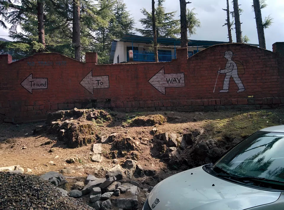 Photo of Trail to Triund Hill, Dharamshala, Himachal Pradesh, India by Pankhuri Agarwal