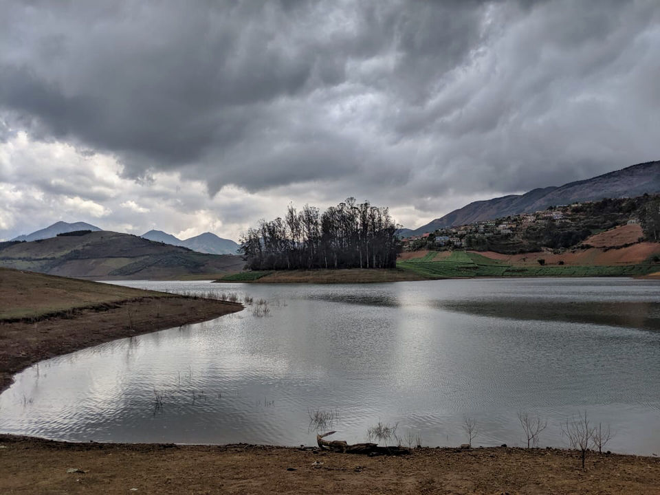 Photo of Avalanche Lake, Tamil Nadu by Kritika