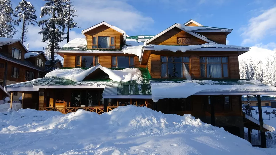 Photo of Hotel Heevan Retreat, Heevan Retreats Road, Gulmarg, Jammu and Kashmir by Kritika