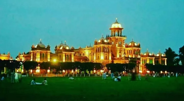 Photo of Masjid Mahabat Khan, Peshawar, Pakistan by Shinjini Majumder