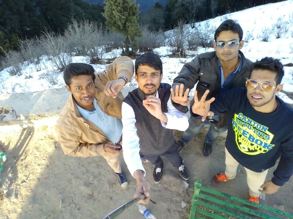 Photo of Narkanda New Year - 2015 31st Dec by Navankur Chaudhary