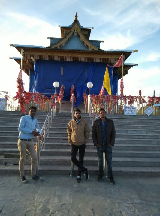 Photo of Narkanda New Year - 2015 31st Dec by Navankur Chaudhary
