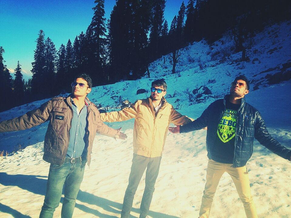 Photo of Narkanda New Year - 2015 31st Dec by Navankur Chaudhary