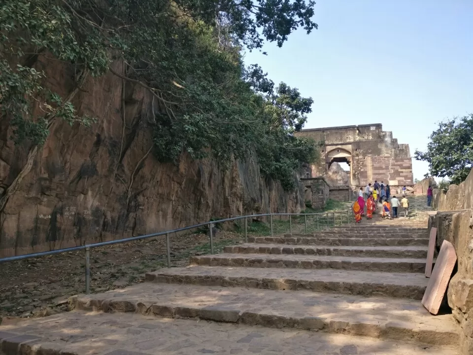 Photo of Ranthambore Fort Road, Ranthambhore Fort, Rajasthan, India by Koustav Biswas