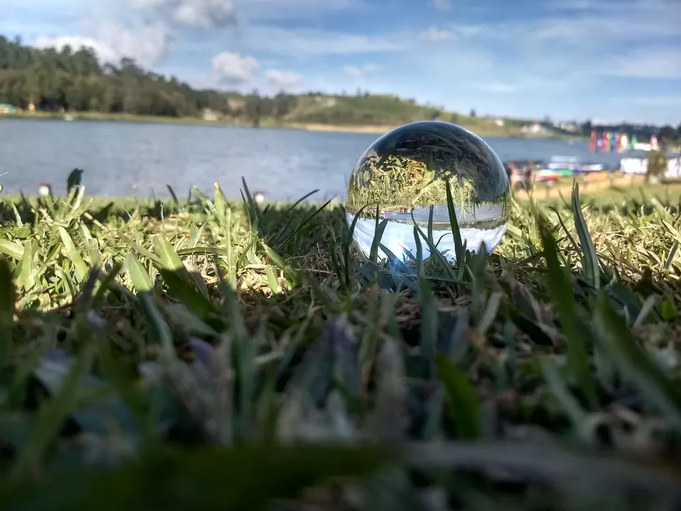 Photo of Lake Gregory, Nuwara Eliya, Sri Lanka by Shanky Kalra