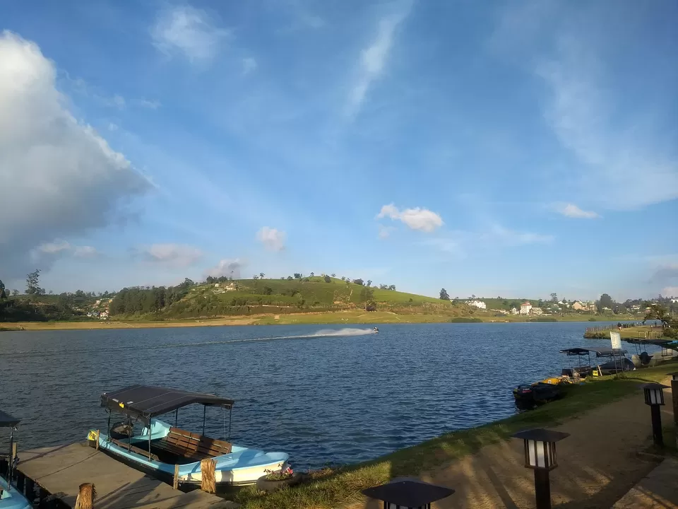 Photo of Lake Gregory, Nuwara Eliya, Sri Lanka by Shanky Kalra