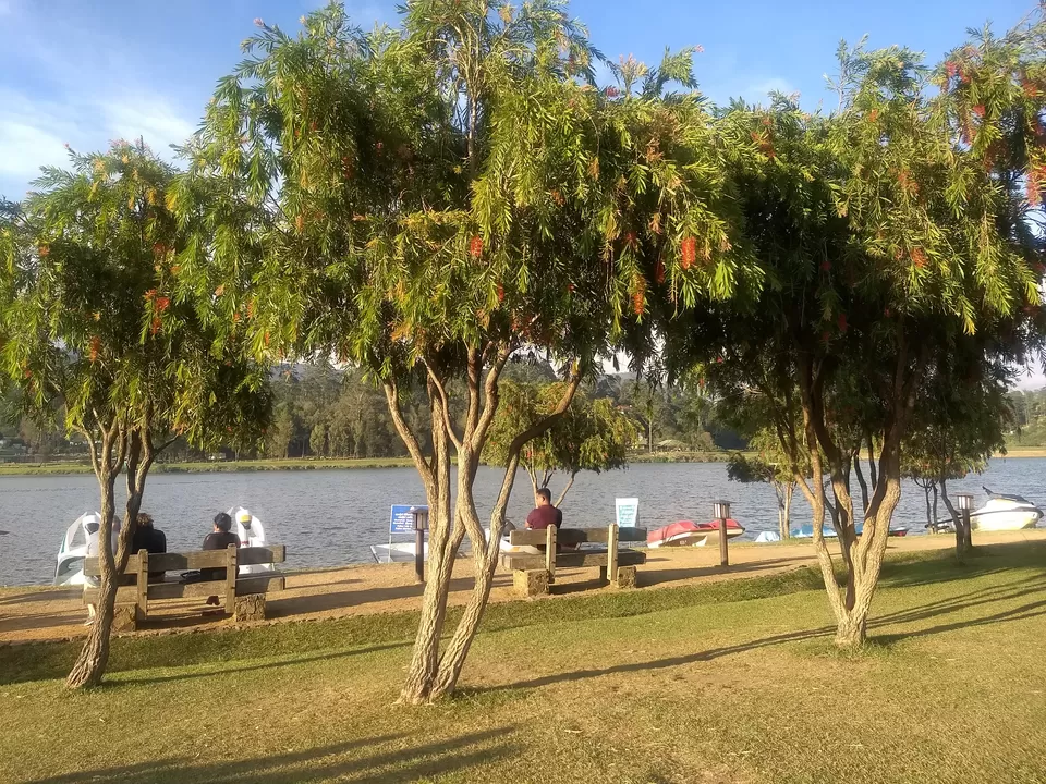 Photo of Lake Gregory, Nuwara Eliya, Sri Lanka by Shanky Kalra
