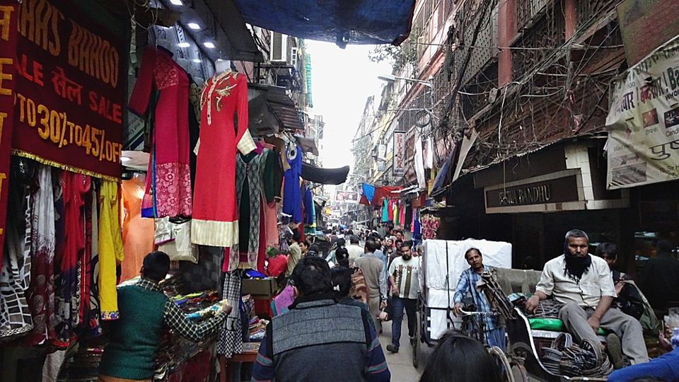 Photo of Shopping Guide: Decoding Kolkata's Burra Bazaar 2/4 by Neha Bajaj