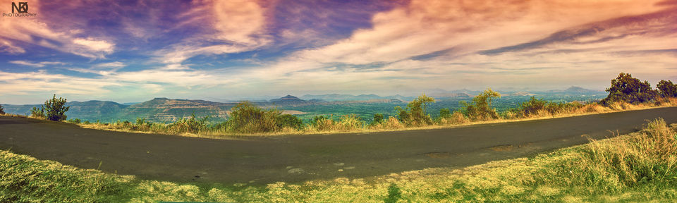Photo of The Changing shades of sky at KAAS-LAKE !!!!! by Nikunj Khorava