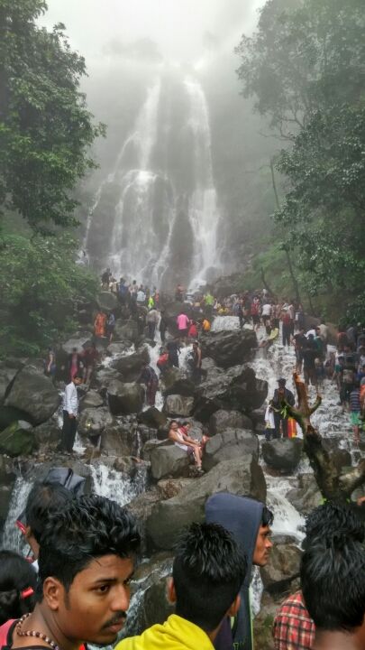 Photo of Amboli Water Falls, Parpoli, Maharashtra by Saurabh Prasad