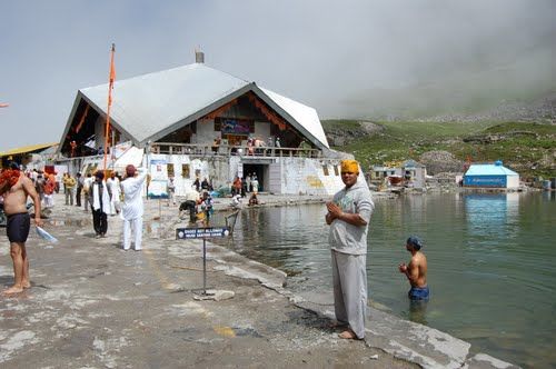 Photo of Hemkund Sahib, Chamoli, Uttarakhand, India by Surabhi Sinha