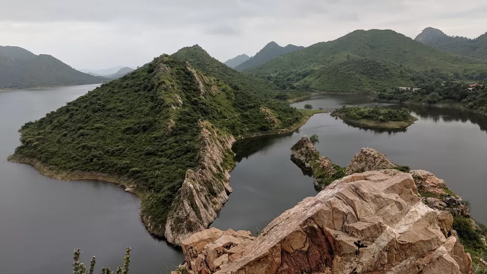 Photo of Badi Lake, Morwaniya, Rajasthan, India by Saumitra Shinde