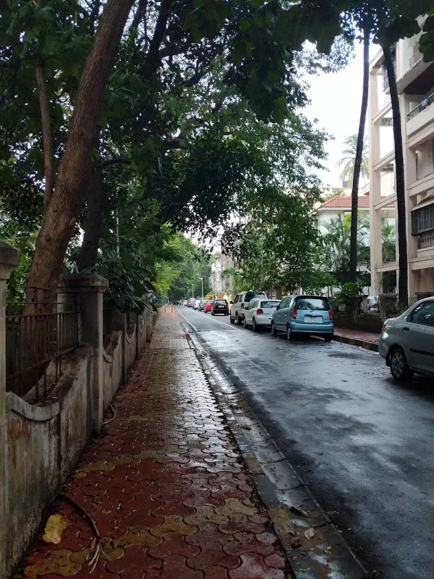 Photo of Parsi Colony, Dadar, Mumbai, Maharashtra, India by Saumitra Shinde