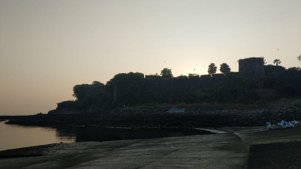 Photo of There's Another Marine Drive In Mumbai And We Bet You Didn't Know About It! by Saumitra Shinde