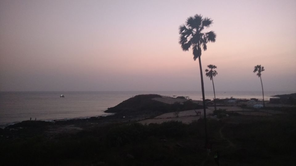 Photo of There's Another Marine Drive In Mumbai And We Bet You Didn't Know About It! by Saumitra Shinde