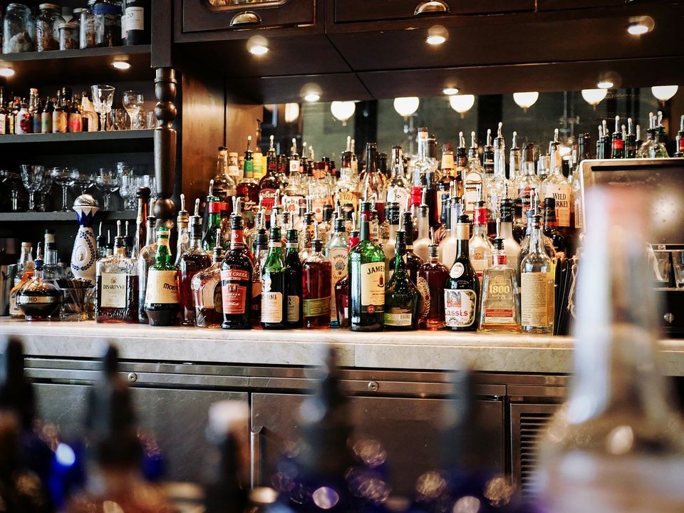 Photo of 4 Cities 8 Bars: The Ultimate Guide to Finding the Cheapest Booze in India by Saumitra Shinde