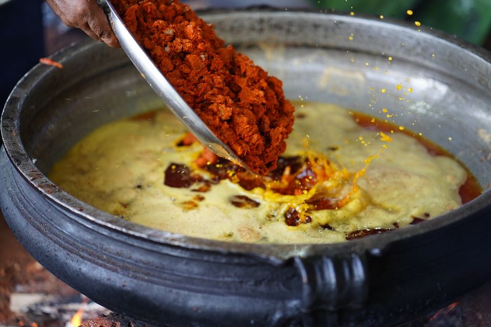 Photo of 8 best khau gallis of Mumbai for those who take their street food seriously. by Saumitra Shinde