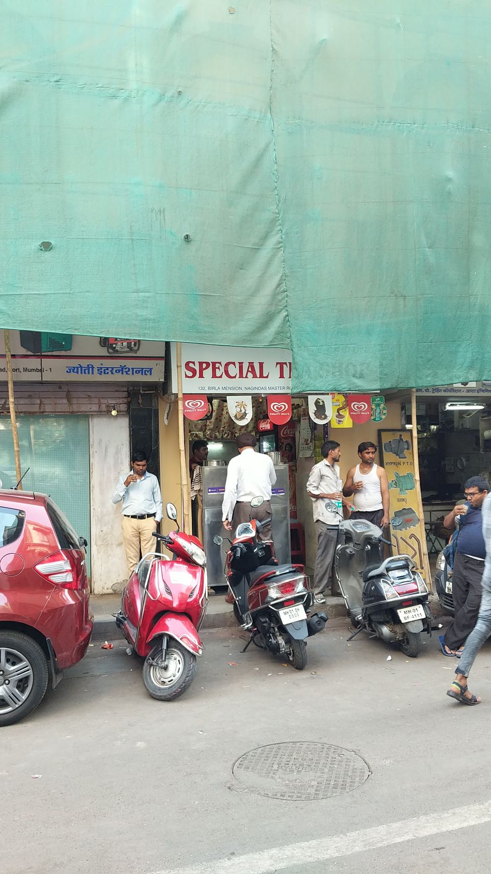 Photo of Searching for the Best Chai in Mumbai! by Saumitra Shinde