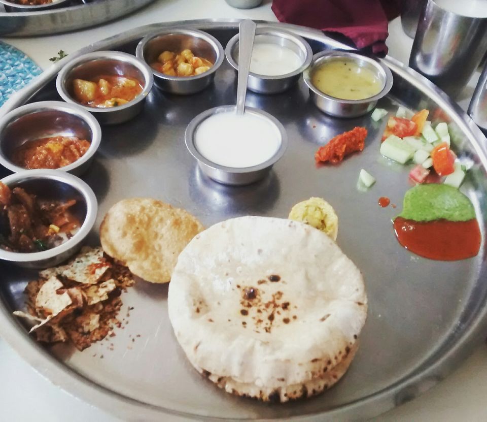 Photo of Padharo Rajasthan on a budget by Anusha Alvandar