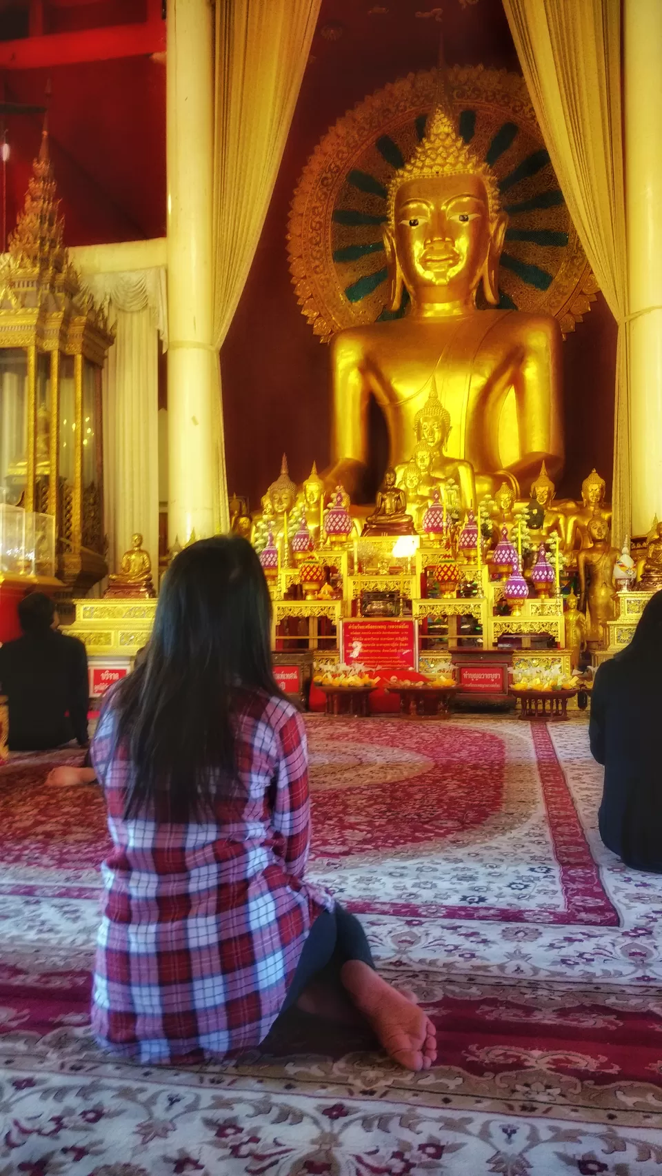 Photo of Wat Chedi Luang Worawihan Si Phum Chiang Mai Thailand by MissDoLittle a.k.a Khushbu Jhaveri