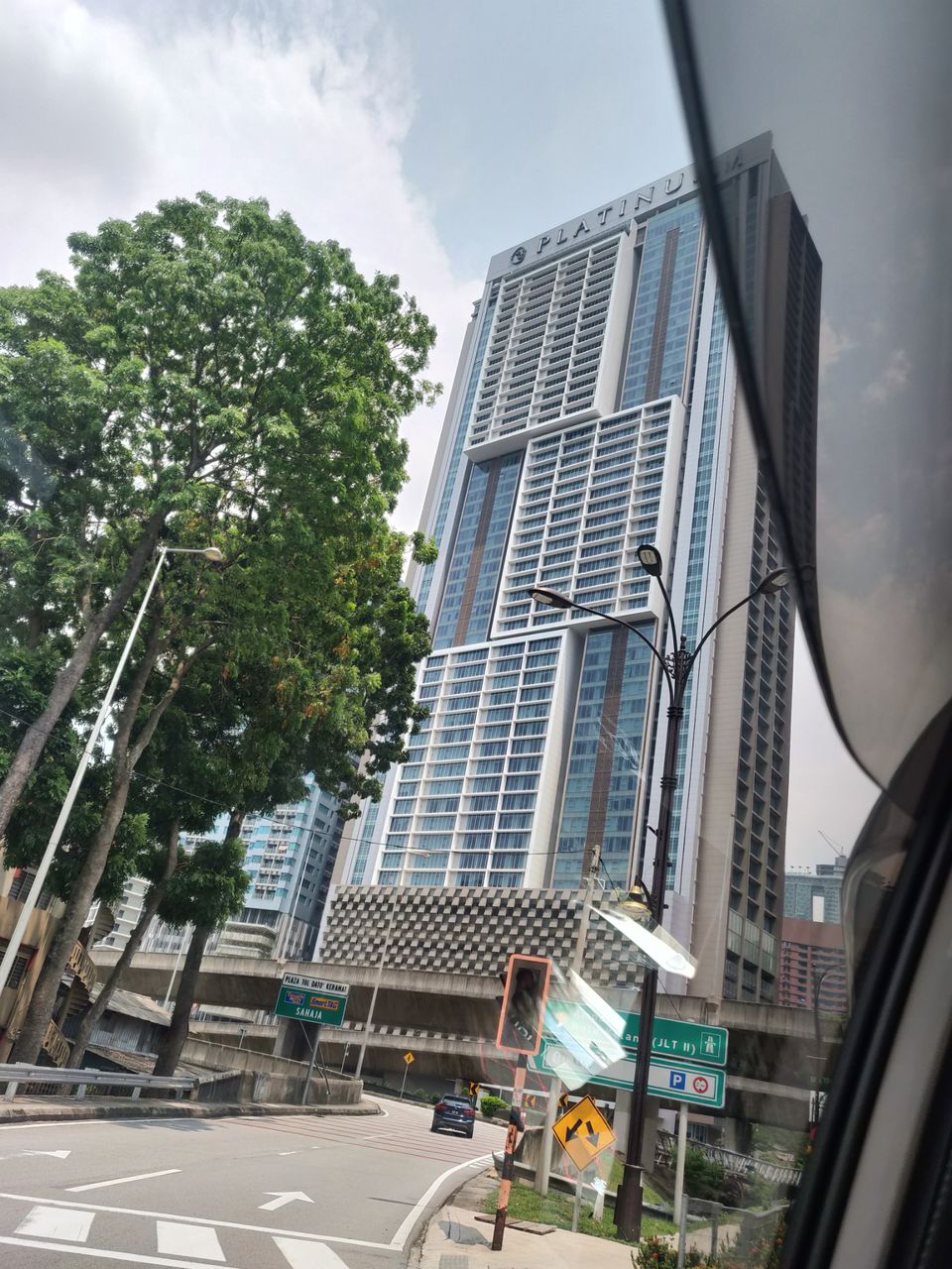 Photo of Explore Malaysia in a "royal" and an "infinite" way (budget friendly!) by Pooja Bhasin