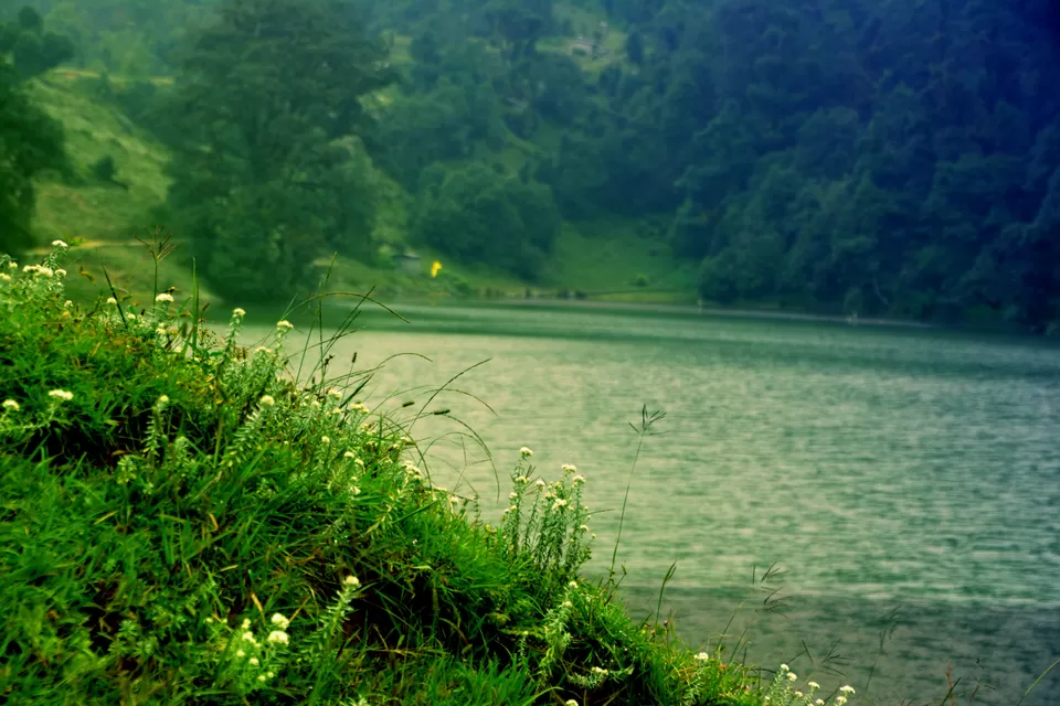 Photo of Deoria Tal, Rudraprayag, Uttarakhand, India by Tanvi Asthana