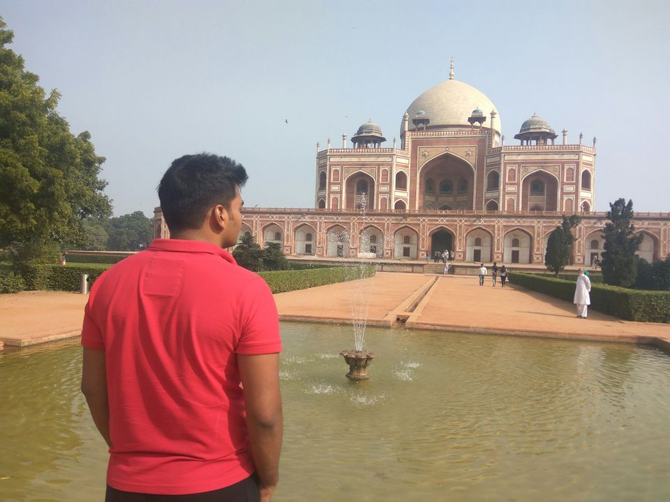 Photo of Lotus Temple Road, Block 9, New Delhi, Delhi, India by Harshit Doshi
