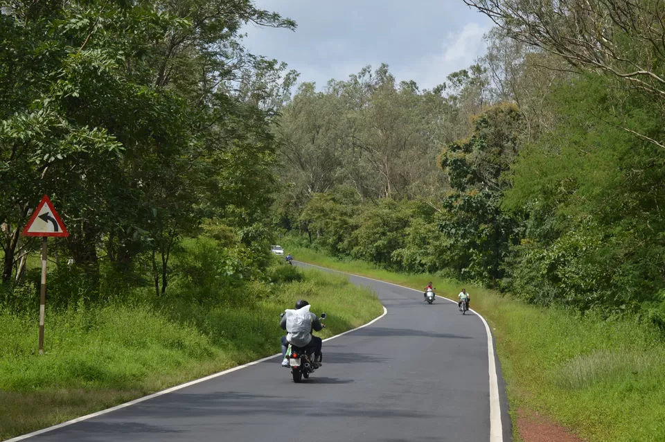 Photo of National Highway 66, Defence Colony, Penha de França, Goa, India by Paras Mohamed