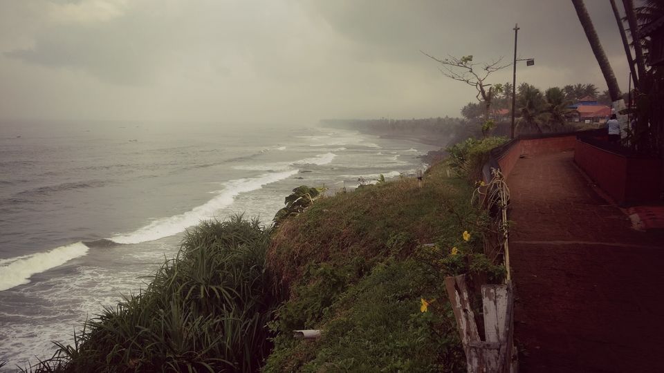 Photo of Varkala cliff, Varkala, Kerala, India by Swagatika Priyadarshini